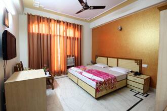Hotel Starline - Sushant Lok, Gurgaon 2
